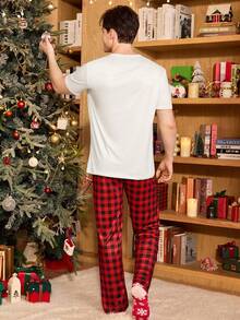 Manfinity CoupledUp Conjunto de pijama de manga corta con estampado de renos de dibujos animados de Navidad para hombres, conjunto de pijamas a juego para parejas, pijamas de Navidad, conjunto de pijamas para hombre, conjunto de ropa de dormir, pijamas de Navidad