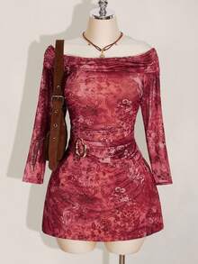 SHEIN ICON 大码女式休闲复古风格全印花单肩迷你连衣裙，适合节日、约会、下午茶、派对、度假、音乐节、海滩和游轮、秋季 - 玫瑰紅 - 查看 1