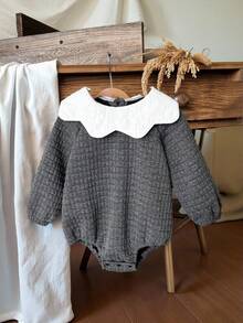 SHEIN Baby Girls' Minimalist Knitted Bubble Jacquard Lantern Sleeve Bodysuit, Suitable For Outings And Gatherings, Autumn/Winter Fall - Dark Grey - View 1