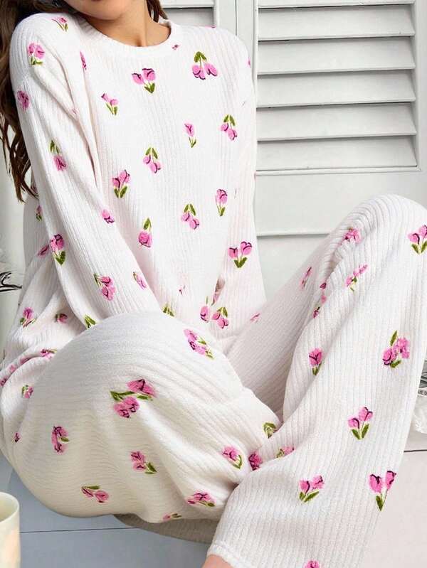 Teenager Mädchen minimalistische Mode Lässig frischer Tulpen Muster Fleece Stoff Langarm Top und Hose 2 Stücke Pyjama Set