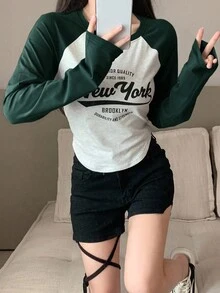 DAZY 字母图案撞色插肩袖弧形下摆 T 恤，秋季服装长袖女式上衣 - 墨綠色 - 查看 4