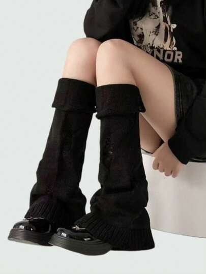 Goth زوج من الساقين الدافئة الطويلة جداً للنساء ذات التصميم المخطط