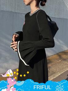 FRIFUL SHEIN X Care Bears Váy len dáng chữ A ôm sát cổ tròn thêu chữ và họa tiết trái tim tương phản dành cho nữ - màu đen - Xem 15