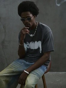 Manfinity ZONE917 Men's Loose Street Style White Distressed Vampire Fang & Star Print Black Splatter T-Shirt, Emo - Black - View 8