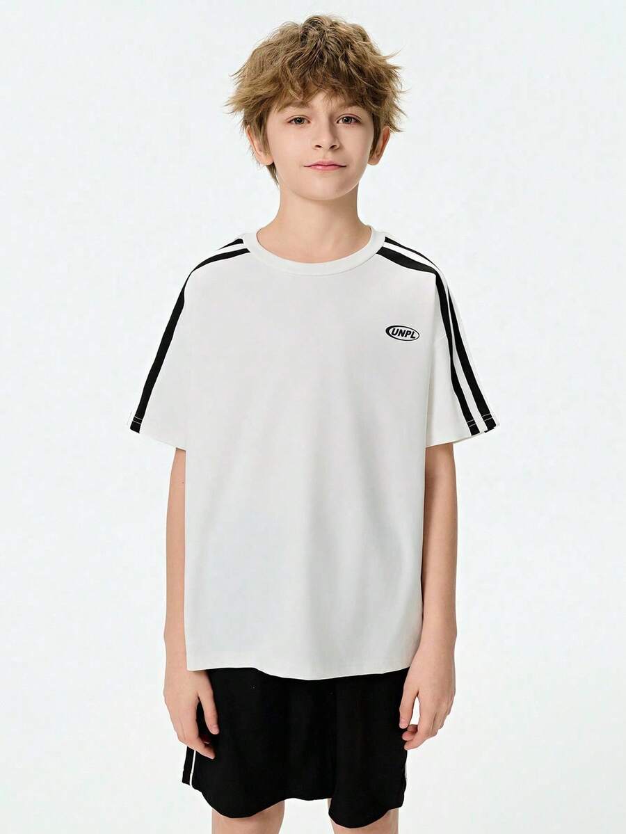 SHEIN 青少年男孩字母印花圆领短袖 T 恤和短裤两件套休闲套装