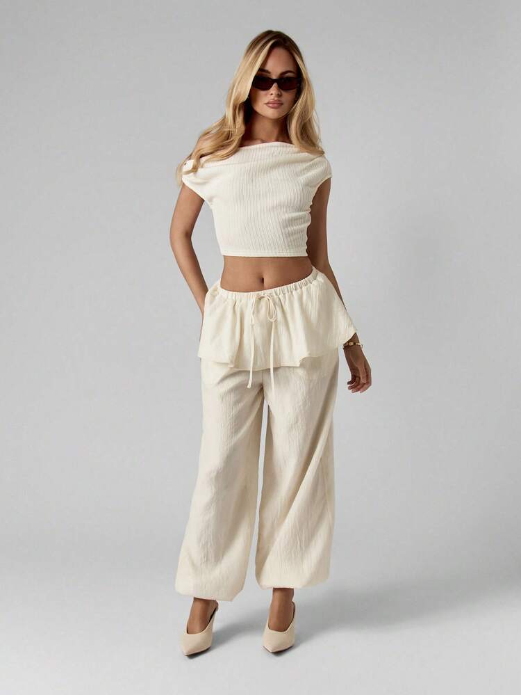 MISSGUIDED Balloon Style Wide Leg Pants With Ruffle Waist Detail And Drawstring Tie For Casual Spring Summer Wear