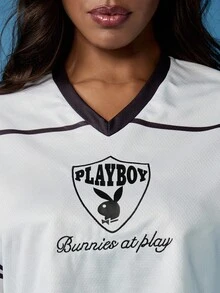 Missguided x Playboy 优质 V 领短款网眼针织运动兔女郎休闲运动上衣，带号码细节，活力夏春 - 白色 - 查看 4