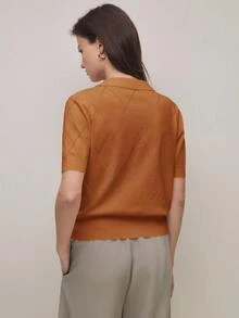 BizChic 棕色菱形针织Polo领女式上衣，现代优雅，适合都市通勤、日常百搭，亦可搭配90年代复古风、圣诞节、新年装扮，浪漫情人节派对、海滩毕业典礼、嘉年华、假日休闲简约风，适合婚礼宾客、主人、外出约会、聚会、音乐会、舞台表演、早午餐、下午茶、会议、机场度假等场合。 - 棕色 - 查看 5