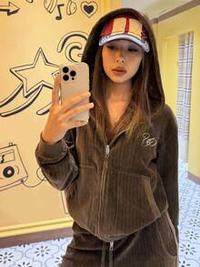 DAZY 女士休闲字母刺绣卫衣，秋季外套连帽衫 - 棕色 - 查看 2