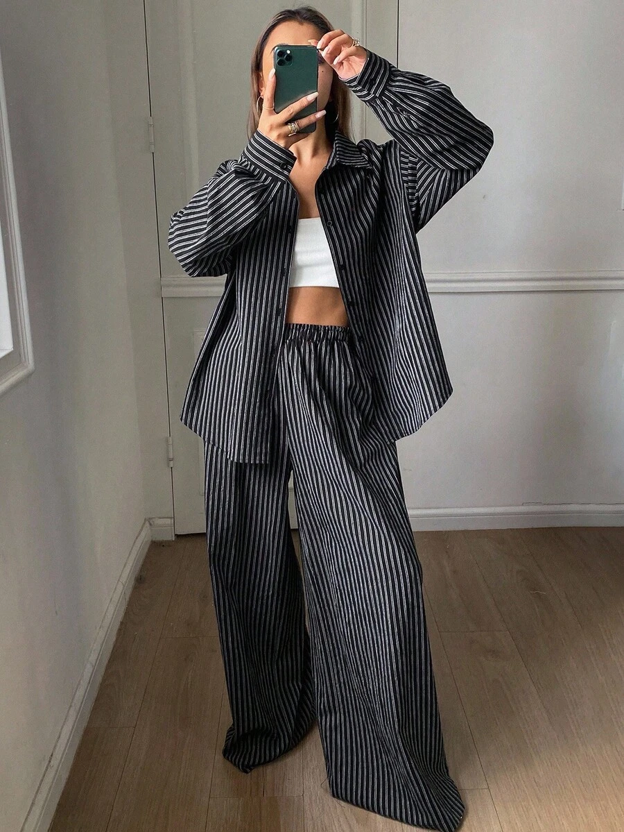 Livesso Bộ 2 món áo len cardigan kẻ sọc công sở rộng rãi, thoải mái cho nữ và quần ống rộng, phù hợp cho mùa thu đông - màu đen - Xem 1