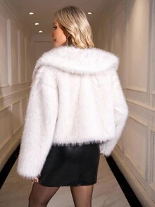 Gownix Women's Fashionable Short Faux Fur Collar Winter Jacket, Versatile Elegant  Party Sequin