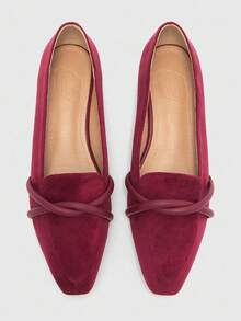 CUCCOO BIZCHIC Sepatu loafer wanita model retro yang nyaman, ujung persegi, warna merah tua, dengan tali silang dan sol lembut, cocok untuk perjalanan sehari-hari dan pakaian kantor. - Burgundy - View 1