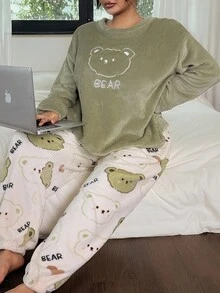 SHEIN 加大码刺绣爱心印花加厚绒毛睡衣套装，秋冬保暖舒适