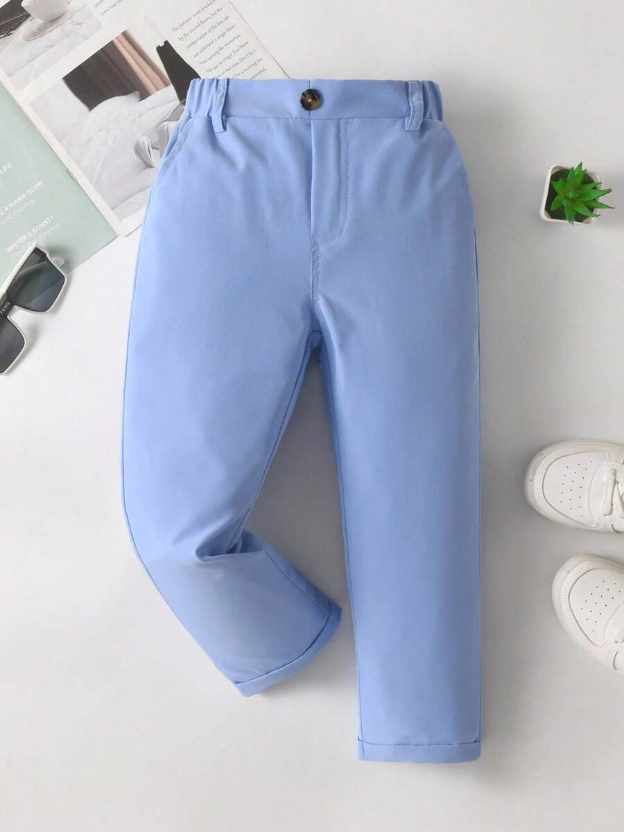 SHEIN 小男孩休闲纯色裤,单纽扣装饰,斜插口袋,松紧腰设计,适合日常穿着、旅行、派对、度假,百搭时尚 - 淺藍色 - 查看 1