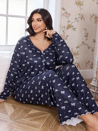 CottageSlumber Pigiama a maniche lunghe con scollo a V, stampa romantica a fiocco, con volant, taglie comode, abbigliamento autunnale per donna