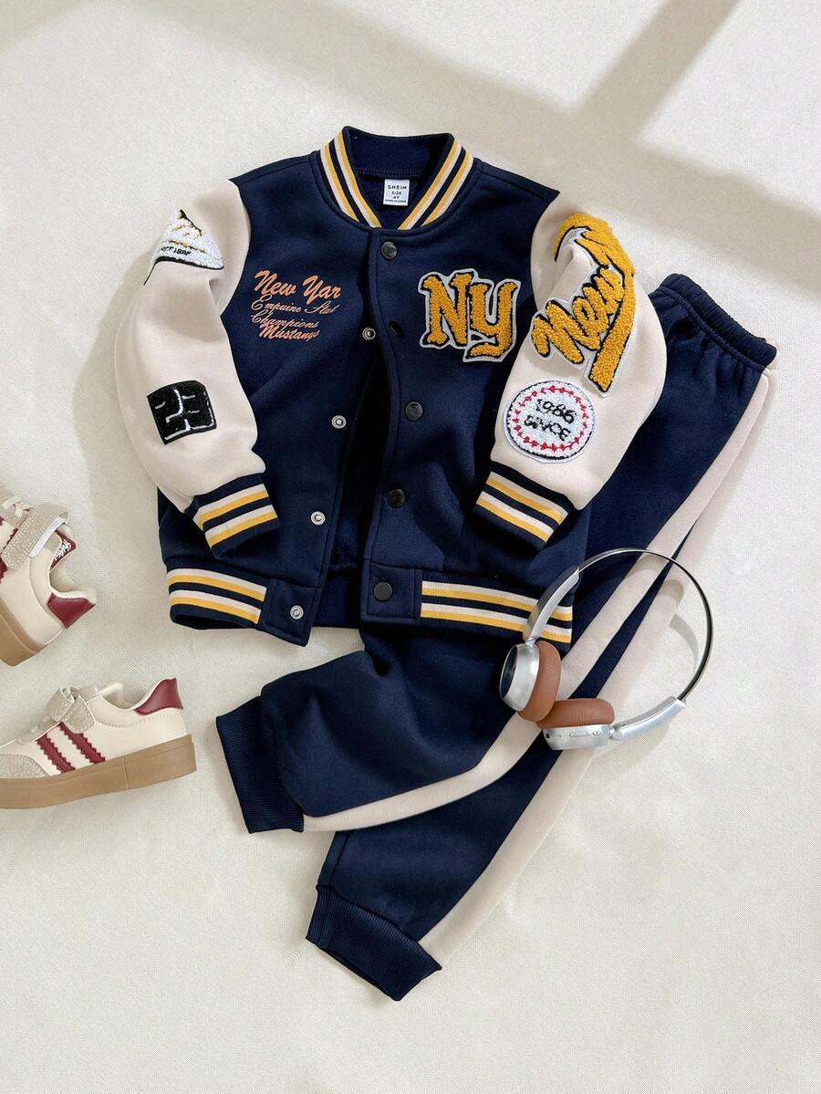 Playful Pals 2 件套幼儿男童学院风字母印花刺绣拼布前扣休闲棒球夹克和裤子套装，罗纹领口、袖口和下摆设计，适合秋冬季外出、街头服饰、日常穿着、运动、上学、旅行、度假