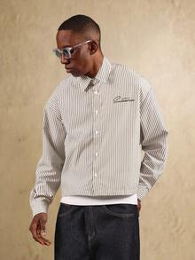 SUMWON 经典纽扣长袖条纹衬衫，背面印有数字 7，周末休闲装，现代街头潮流单品 - 卡其色 - 查看 4