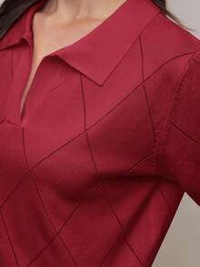 SHEIN BIZwear 春夏新款绿色 Polo 领菱形针织设计女士长袖套头毛衣，时尚优雅，适合都市通勤、日常穿着，浪漫的 90 年代复古风，也适合圣诞节、新年、情人节、派对、海滩、毕业典礼、时尚、节日、假日、婚礼宾客、早午餐、机场等多种场合。 - 紅色 - 查看 9