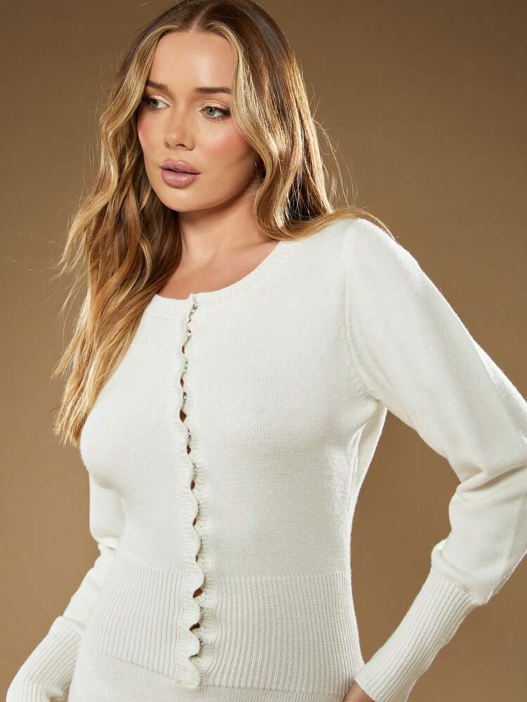 MISSGUIDED ボタンフロントとリブディテールのニットロングスリーブロンパー