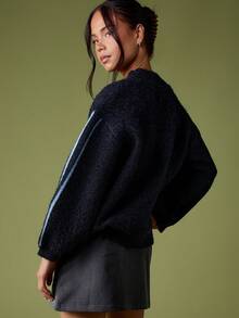 MISSGUIDED Long Sleeve Crew Neck Striped Knit Sweater With Contrast Trim Details For Fall Winter - Navy Blue - View 2