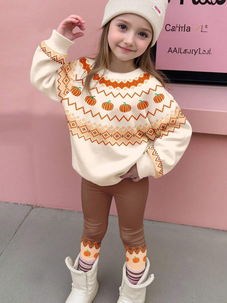SHEIN Bộ đồ Happikins màu kem và cam họa tiết bí ngô Fair Isle dễ thương "Mùa bí ngô! Không khí mùa thu" gồm áo nỉ dài tay cổ tròn dày dặn mềm mại và quần legging cho bé gái, trang phục mùa thu, thoải mái dễ chịu, nhiều lớp áo mùa thu cho bé gái, trẻ em sành điệu, trang phục thường ngày, quần áo in hình cho bé, quần áo mùa thu, thích hợp cho ở nhà, nông trại, dã ngoại, tiệc Halloween, Lễ Tạ ơn và mùa đông. - Nhiều màu - Xem 1