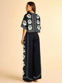 CAJUNI 2件套女士印花T恤和阔腿裤 - 黑色 - 查看 2