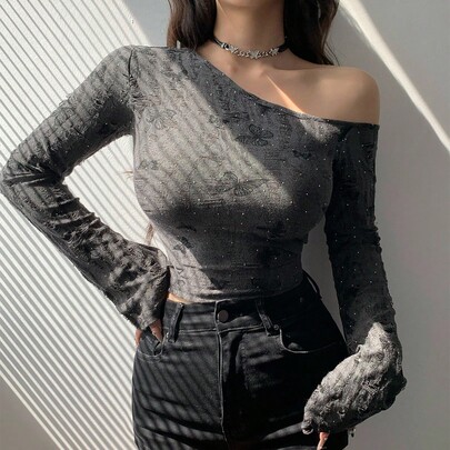 여성용 핏감 있는 텍스처드 비대칭 네크라인 긴팔 티셔츠, 나비 프린트 셔츠