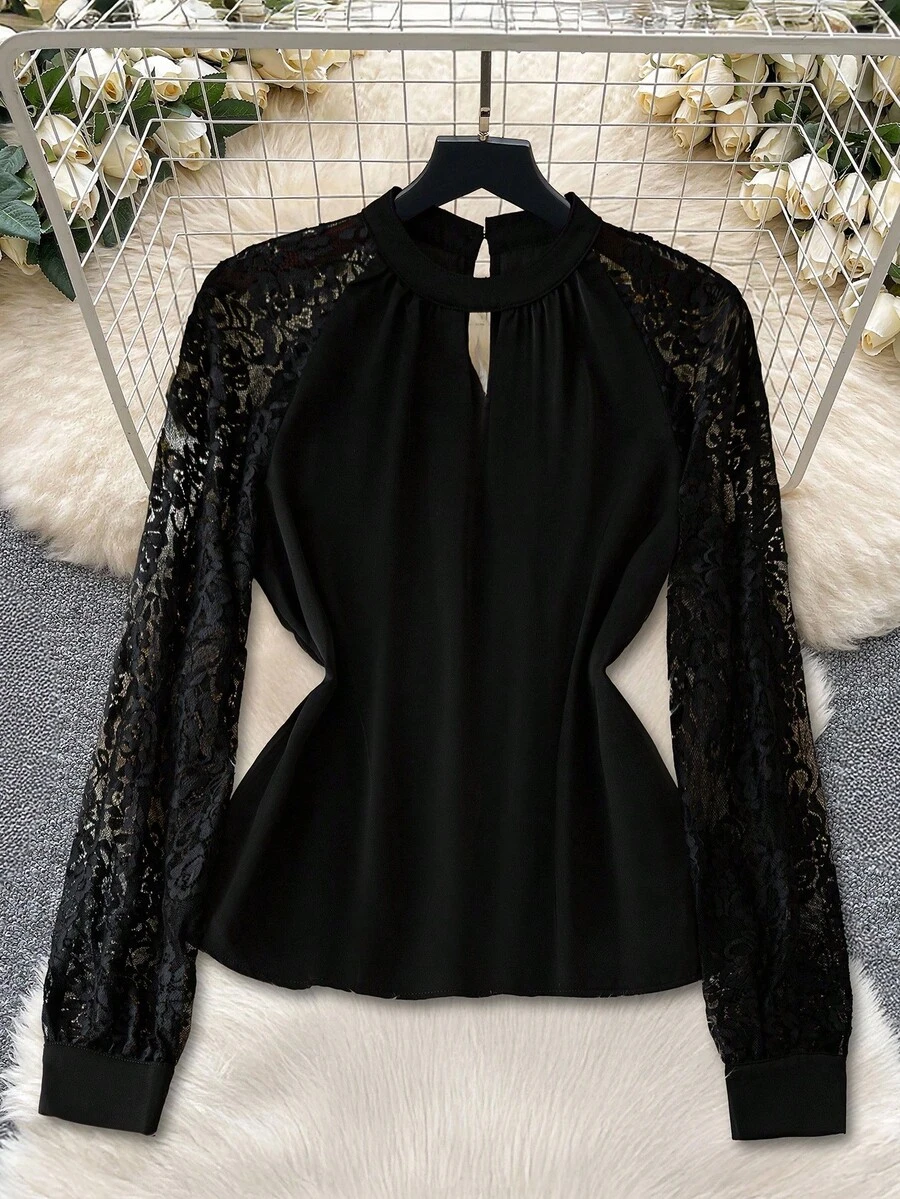 SHEIN Clasi 对比色蕾丝锁眼领口插肩袖衬衫，长袖上衣