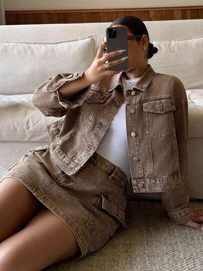 Dripcurv Plus-Size Women's Light Brown Non-Stretch Denim Jacket, Casual And Loose-Fitting, Retro Vintage Style, Suitable For New Year's Clothing.