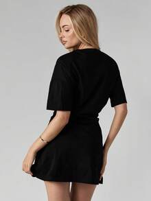 MISSGUIDED Cotton Minimalist Short Sleeve Mini Dress Flower Detail Evening Party Special Occasion Wedding Guest Flowy Casual Elegant Fashion Dress - Black - View 2