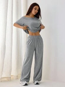 SHEIN PETITE 女款灰色夏季休閒日常兩件套，極簡街頭風露肩T恤與寬腿運動長褲套裝，基礎日常穿著衣物，適合嬌小女性 - 灰色 - 查看 7