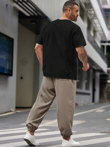EASEVO 2件套大码男士休闲短袖T恤和抽绳裤套装夏季服装 - 黑色 - 查看 2