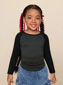 Camiseta casual de cuello redondo y manga raglán de color contrastante para niña - Negro - Ver 3