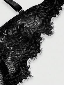 ROMWE Plus Size Gothic Floral Lace Underwire Triangle Cup Bra, For Valentine's Day