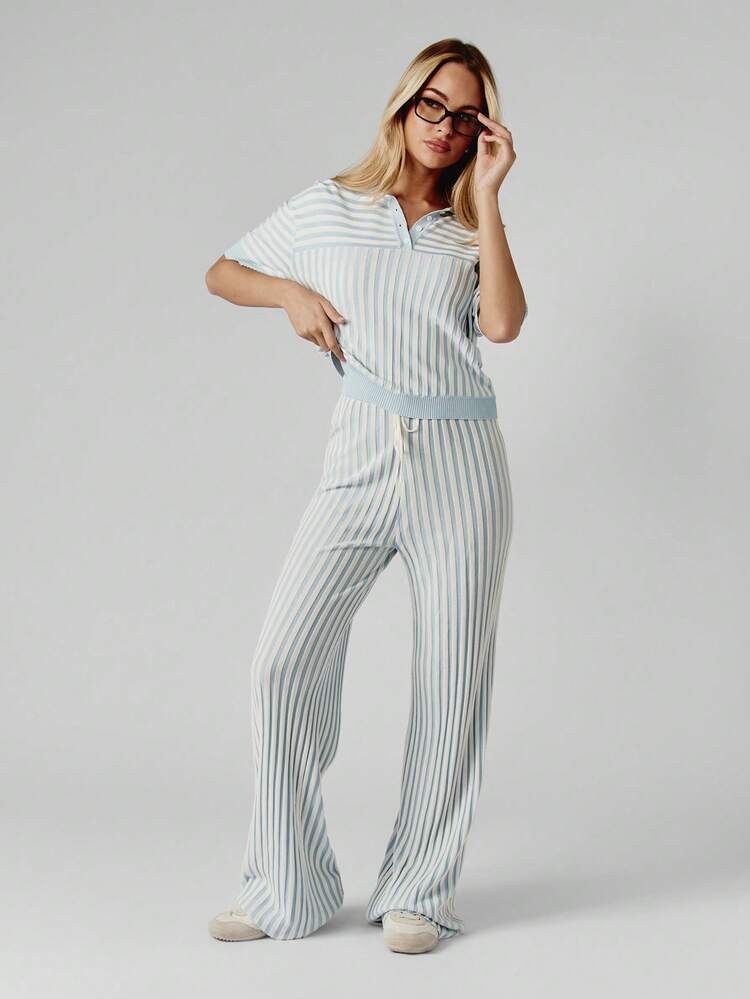 MISSGUIDED Pantalon droit rayé en tricot côtelé