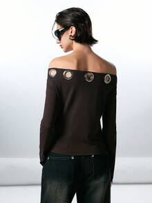 LYSMO Áo thun dài tay trễ vai màu trơn tối giản mùa thu 2025 dành cho nữ, thiết kế lỗ khóa, lỗ xỏ kim loại, phong cách đồng quê Nightmare Before Christmas dành cho nữ, áo thun màu nâu dành cho nữ, buổi hòa nhạc đồng quê - Cà phê nâu - Xem 2