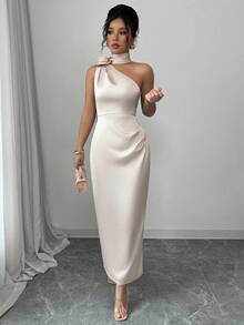 Selianne 优雅性感法式缎带斜肩领口 3D 花朵腰部捏褶修身紧身连衣裙