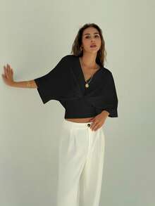 Aloruh Áo thun chui đầu màu trơn cổ chữ V trễ vai tối giản mới, nhún eo, đa năng khi đi làm Áo đen - màu đen - Xem 4