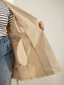 Momelise Plus Size Women's Casual Windbreaker Jacket, Spring/Autumn Solid Color Long Sleeve Lapel Double-Breasted Windbreaker, Commuting Casual Versatile Windbreaker