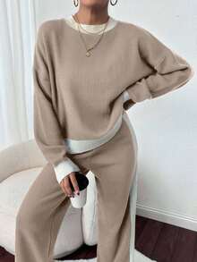 EURMUSE Bộ áo len dệt kim dài tay dáng rộng sọc xanh trắng tương phản + quần dài cho nữ - Màu be - Xem 4