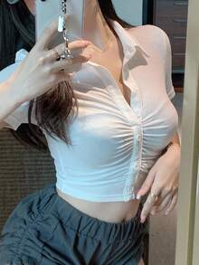 DAZY 鈕釦前收縮短袖上衣