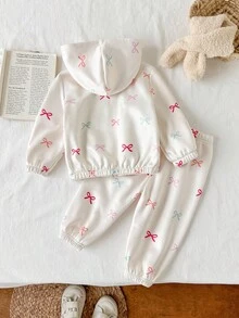 SHEIN 2 件女童秋冬甜美蝴蝶结印花套装：连帽拉链长袖夹克 + 松紧袖口裤 - 彩色 - 查看 2