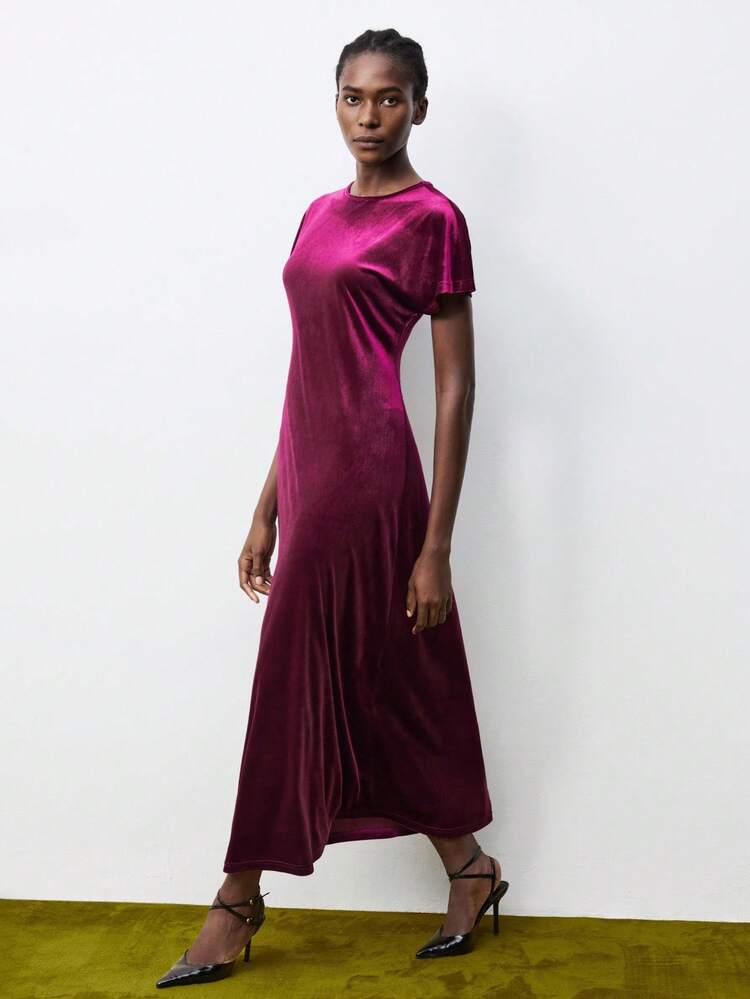 SHEIN Maija Women's Solid Color Round Neck Short Sleeve Casual Long Dress Purple Velvet Dress Velvet Dress For Women Autumn Outfits For Women Autumn Outfits For Women Saudi National Day New Year Dress Elegant Dresses For Women Old Money Elegant Dresses For Party Christmas Dress Thanksgiving Outfit For Women Party Outfit Halloween Costume Women New Year Women Wedding Guest Dress  Women Dresses Autumn Winter Christmas