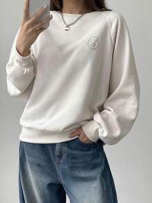 DAZY 女式宽松圆领长袖运动衫，带图案刺绣，长袖上衣，秋季女装 - 杏色 - 查看 8