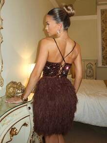 Glamine Charm Váy ngắn không tay màu nâu mới, vừa vặn, đính sequin, gợi cảm và thanh lịch, có khóa kéo phía sau dành cho nữ, phù hợp với mọi mùa và có thể mặc quanh năm, bao gồm váy phù dâu, váy dự tiệc cưới, váy dự tiệc cho nữ, váy sinh nhật cho nữ, váy thanh lịch và váy nghỉ dưỡng cho nữ, váy hẹn hò và váy cocktail. - màu nâu - Xem 2