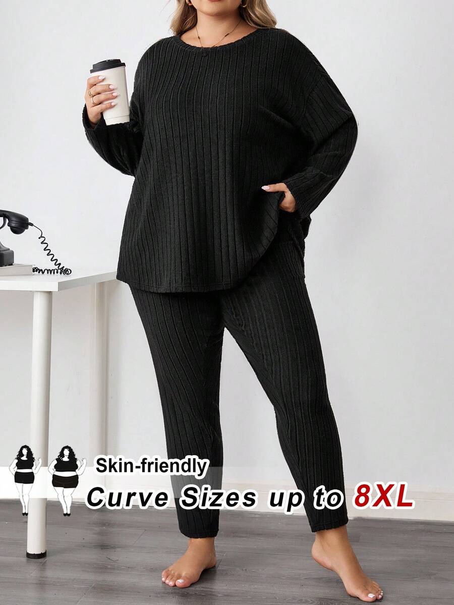 SHEIN CURVE+ Bộ 2 món/Bộ đồ thể thao phong cách Pháp cỡ lớn cho nữ trở lại trường, quần legging họa tiết tối giản và áo dài tay/Mùa thu/Mùa đông - màu đen - Xem 1