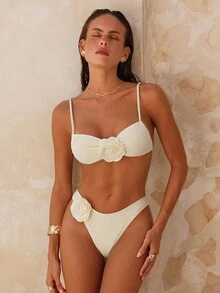 Swim Chiccia 夏季海滩女士花卉装饰 3d 花朵比基尼套装 - 白色 - 查看 4