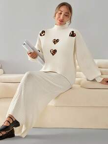 EURMUSE Women Knitwear Heart Detailed Appliques Sweater And Skirt Two Pieces Set - Beige - View 4