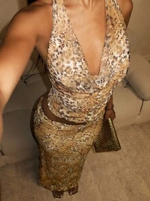 Glamine 女式蕾丝印花两件套，豹纹印花套装，垂坠领上衣搭配低腰长裙 - 棕色 - 查看 4