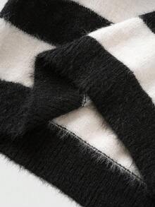 ROMWE MEN Street Life Men's Applique Embroidery Striped Long Sleeve Sweater, Loose Cropped Fit, Fall Winter - Black - View 7